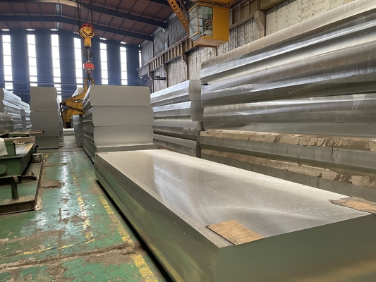 La Chine Plat argenté industriel HRC50 - 60 d'alliage d'aluminium pour l'architecture de décoration fournisseur