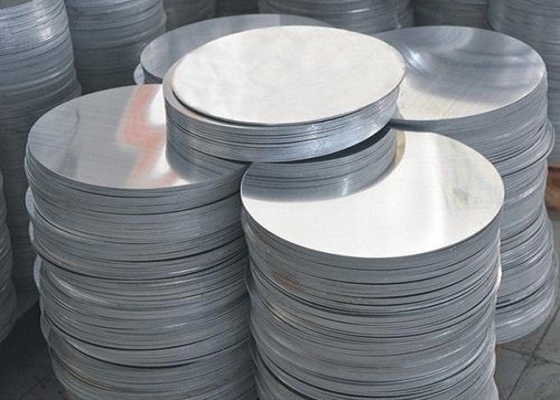 La Chine 0.4 - poids léger rond en aluminium de faible densité du disque A1060 de 4.0mm pour le Cookware/lumières fournisseur