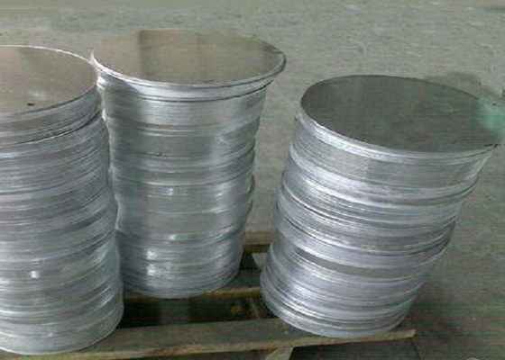 La Chine Cercle en aluminium poli de feuille disques de coupe de 1060 cc en aluminium pour la couverture légère fournisseur