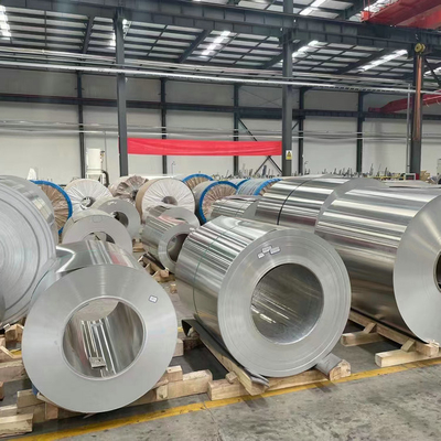 La Chine Bobine couvrante en aluminium de PVDF pour le panneau de mur d'isolation fournisseur