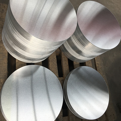 La Chine 100 mm-1200 mm Diamètre Cercle de feuille d'aluminium pour la fabrication de pots à ustensiles de cuisine Tolérance ± 0,05 mm fournisseur